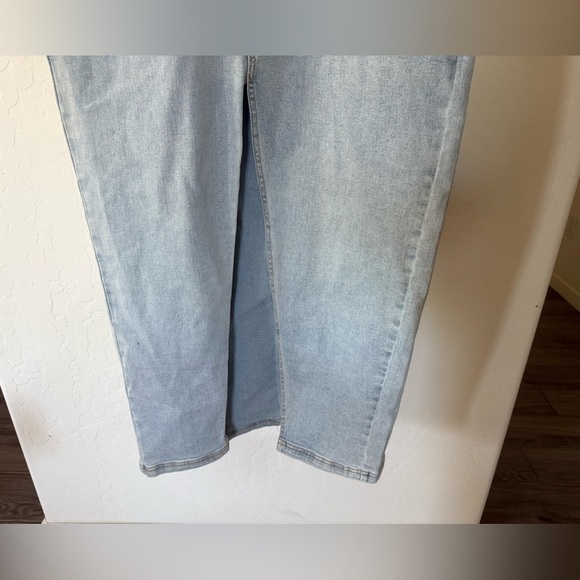 Princess Polly|light wash denim maxi skirt with front slit opening•••NWT,size 6 - Picture 5 of 16